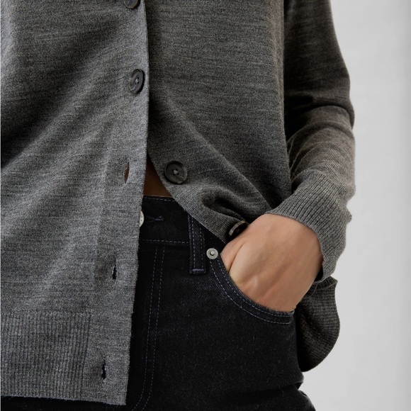 Merino Cardigan - Picture 4 of 5